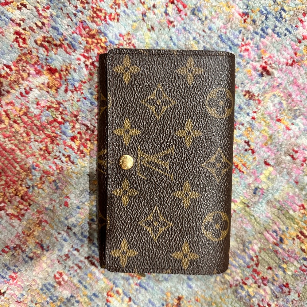 Louis Vuitton Monogram Porte Monnaie Treaor Wallet